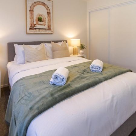 Central Sunny Perch 2 Bed 1 Bath Lejlighed Christchurch Eksteriør billede